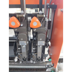 Encarteuse piqueuse HOHNER Exact Plus